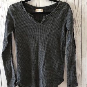 Marled grey/ black long sleeve